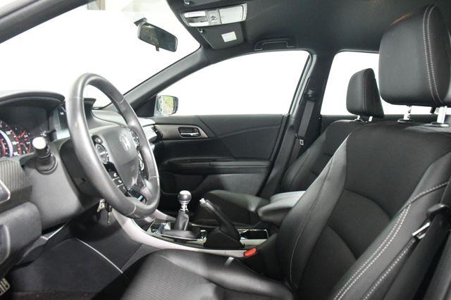 2016 Honda Accord Sport photo
