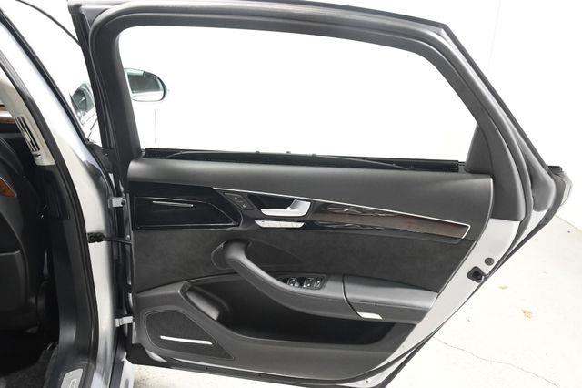 2016 Audi A8 L 4.0T Sport photo