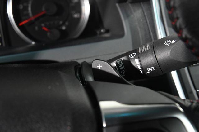2016 Toyota Camry SE photo