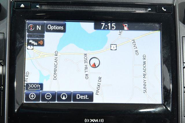 2016 Toyota Camry SE w/Special Edition Pkg photo