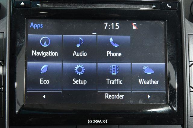 2016 Toyota Camry SE w/Special Edition Pkg photo