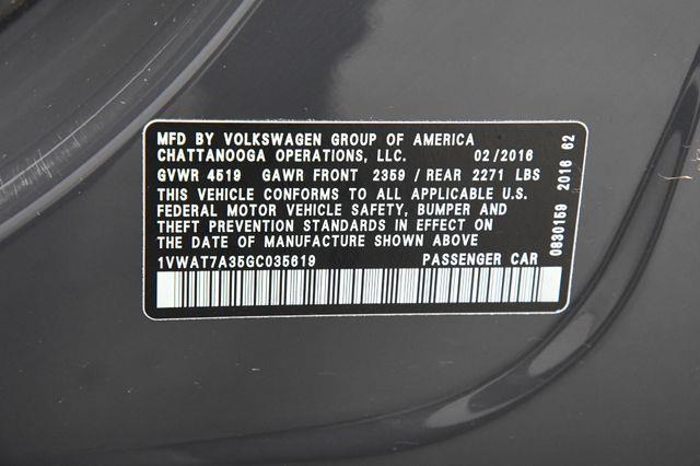 2016 Volkswagen Passat 1.8T R-Line photo