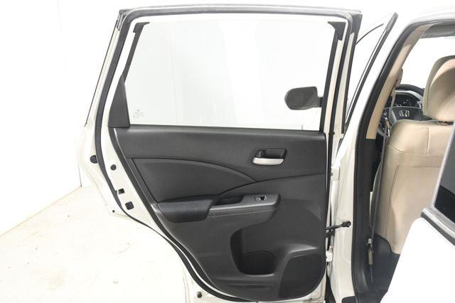 2016 Honda CR-V SE photo