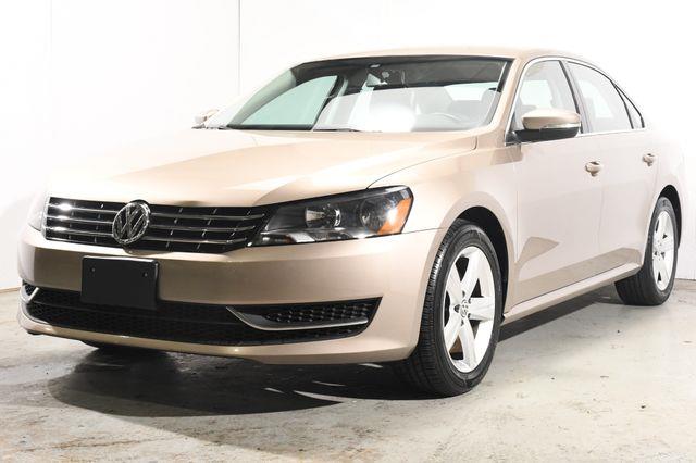 The 2015 Volkswagen Passat 2.0L TDI SE photos