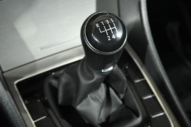 2015 Volkswagen Passat 2.0L TDI SE photo