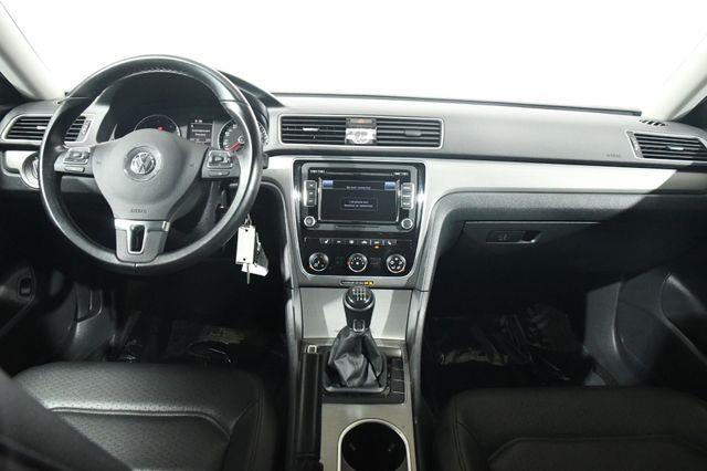 2015 Volkswagen Passat 2.0L TDI SE photo