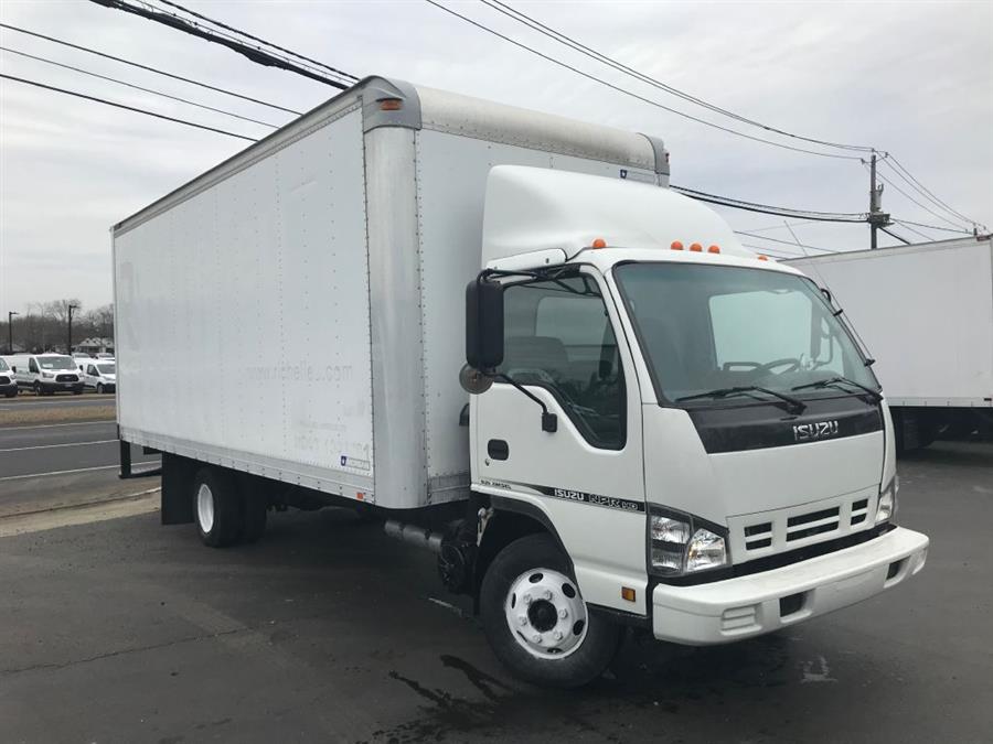 2007 Isuzu NPR Box truck photo