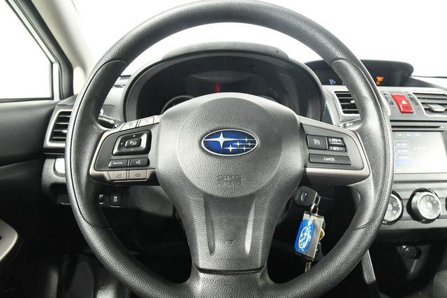 2016 Subaru Impreza 2.0i photo