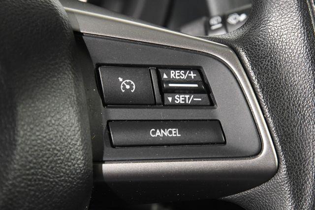 2016 Subaru Impreza 2.0i photo