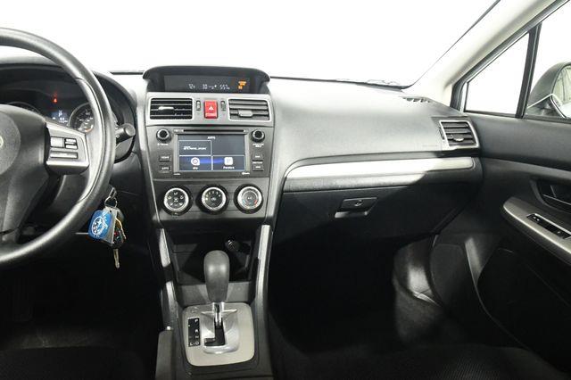 2016 Subaru Impreza 2.0i photo