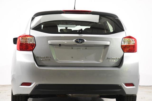 2016 Subaru Impreza 2.0i photo