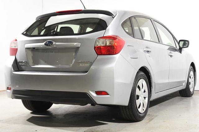 2016 Subaru Impreza 2.0i photo