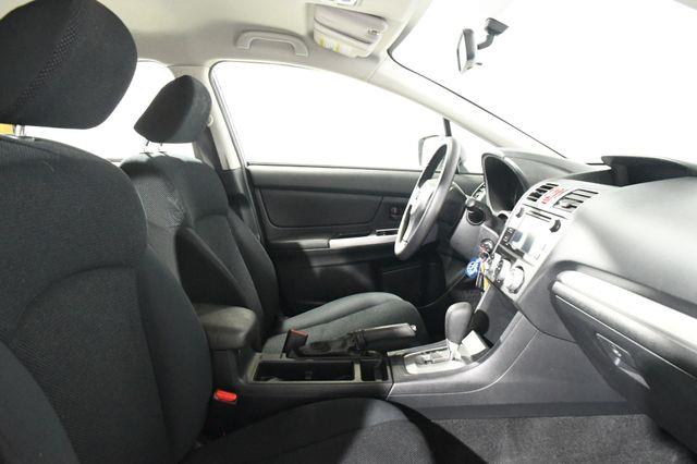 2016 Subaru Impreza 2.0i photo