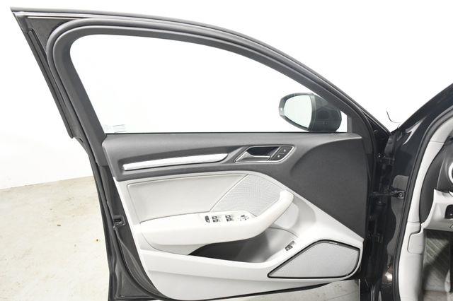 2015 Audi A3 SEDAN 2.0 TDI Premium Plus w/Nav & B photo