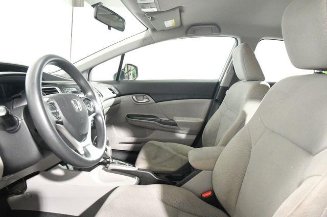 2013 Honda Civic LX photo