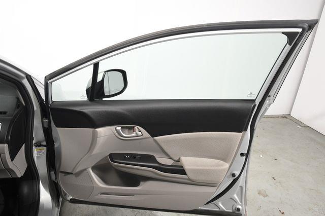 2013 Honda Civic LX photo