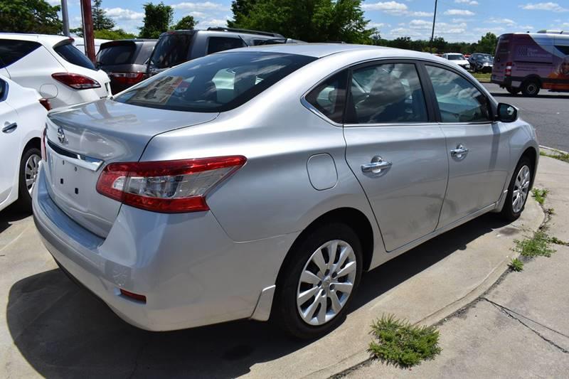 2015 Nissan Sentra 4dr Sdn I4 CVT S photo