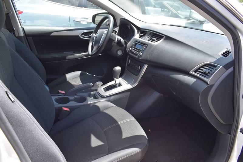 2015 Nissan Sentra 4dr Sdn I4 CVT S photo
