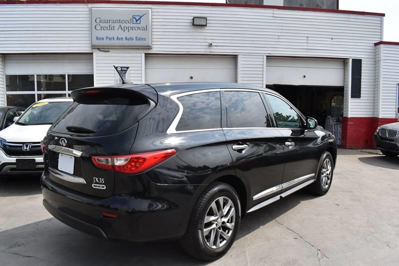 2013 Infiniti JX35 photo
