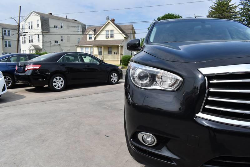 2013 Infiniti JX35 photo