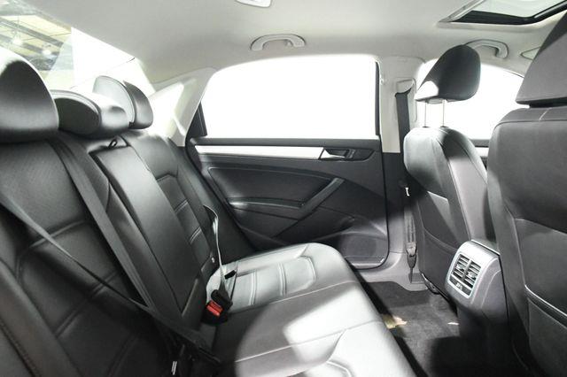 2013 Volkswagen Passat TDI SE photo