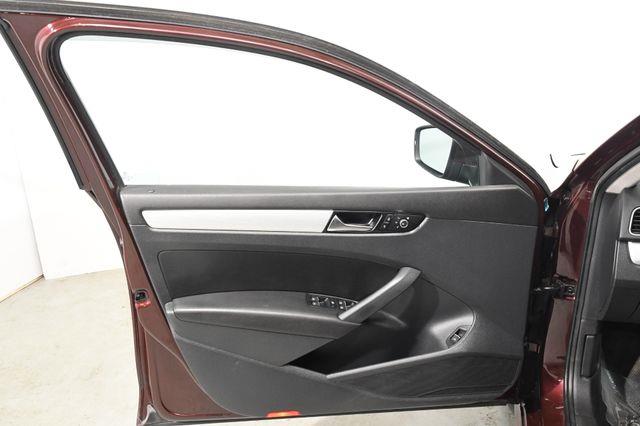2013 Volkswagen Passat TDI SE photo
