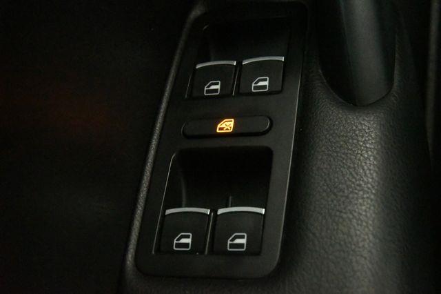 2013 Volkswagen Passat TDI SE photo