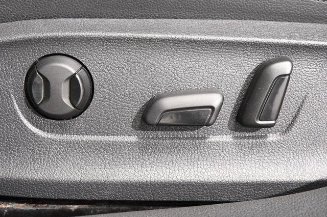 2013 Volkswagen Passat TDI SE photo