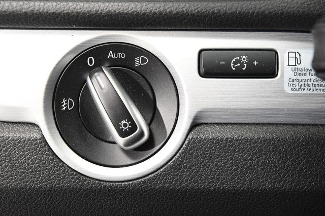 2013 Volkswagen Passat TDI SE photo