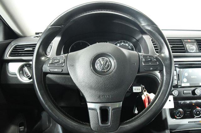 2013 Volkswagen Passat TDI SE photo
