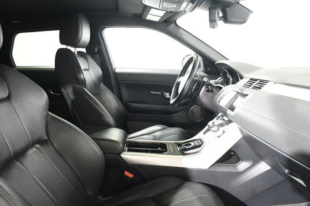 2016 Land Rover Range Rover Evoque SE Premium w/ Nav & Blind Spot photo