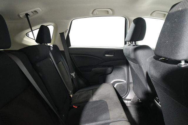 2016 Honda CR-V SE photo