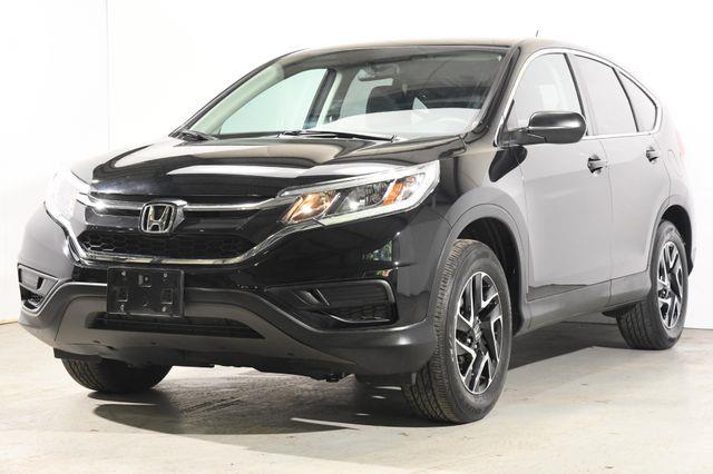 The 2016 Honda CR-V SE photos