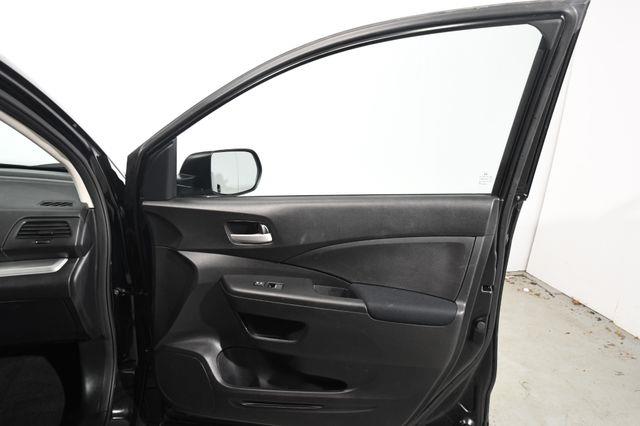 2016 Honda CR-V SE photo