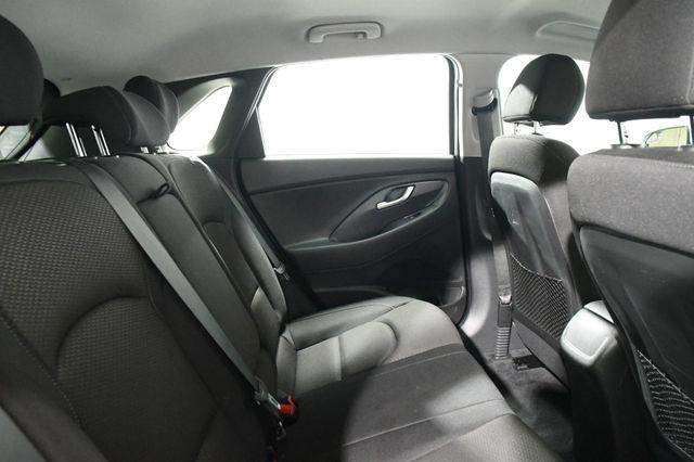 2018 Hyundai Elantra GT cloth photo