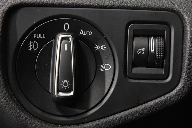 2015 Volkswagen Golf SportWagen TDI SE photo