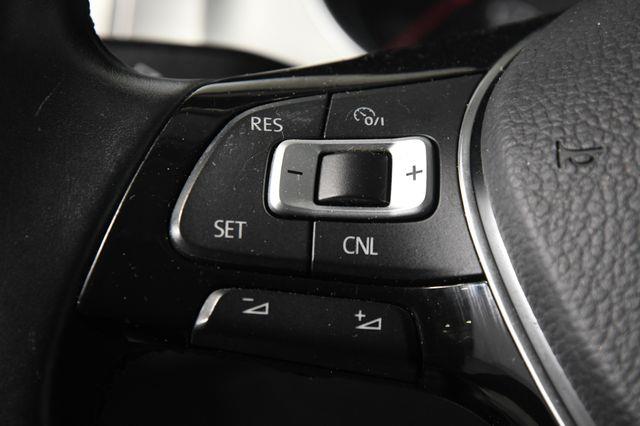 2015 Volkswagen Golf SportWagen TDI SE photo
