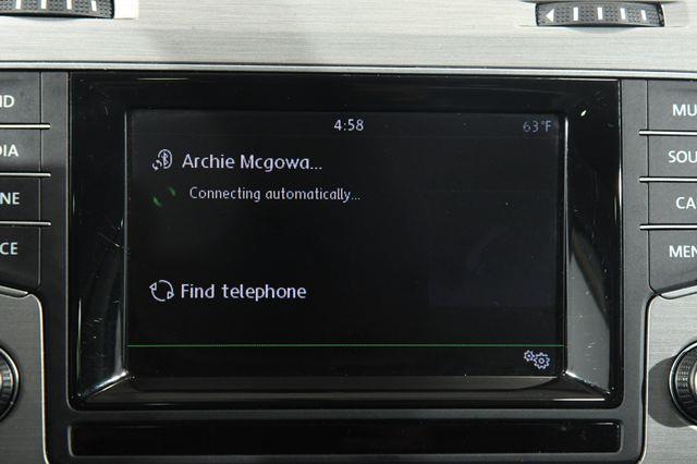 2015 Volkswagen Golf SportWagen TDI SE photo