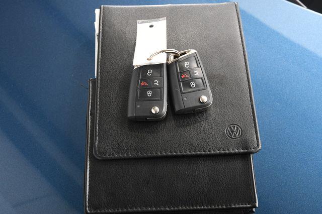 2015 Volkswagen Golf SportWagen TDI SE photo