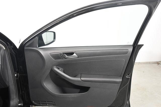 2014 Volkswagen Jetta S photo