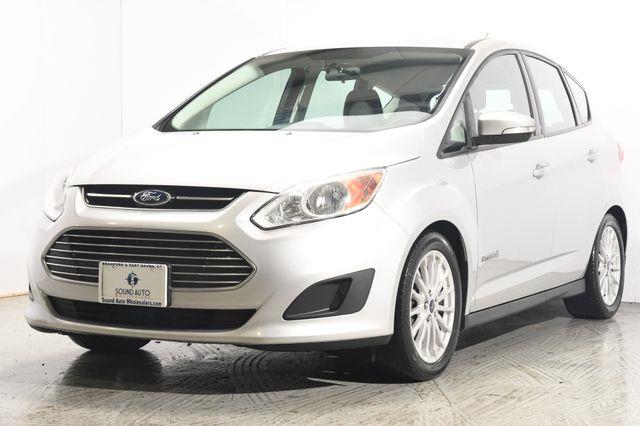 The 2015 Ford C-Max Hybrid SE photos