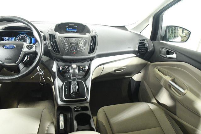 2015 Ford C-Max Hybrid SE photo