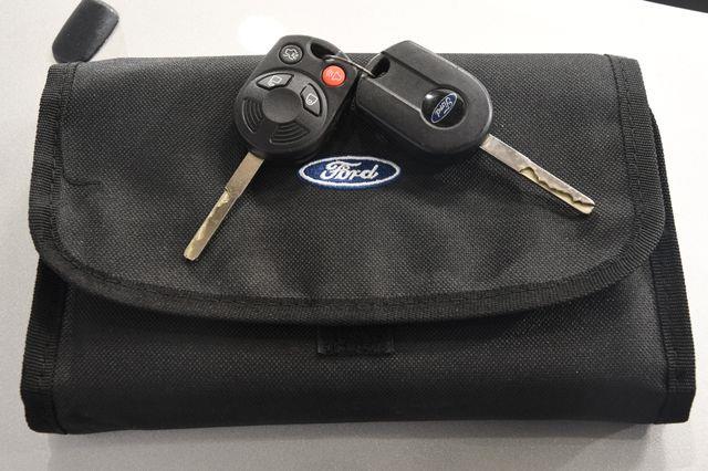 2015 Ford C-Max Hybrid SE photo