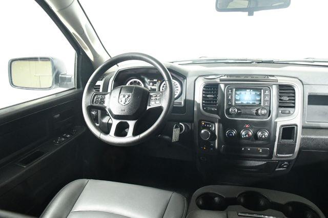 2016 RAM 1500 Tradesman photo