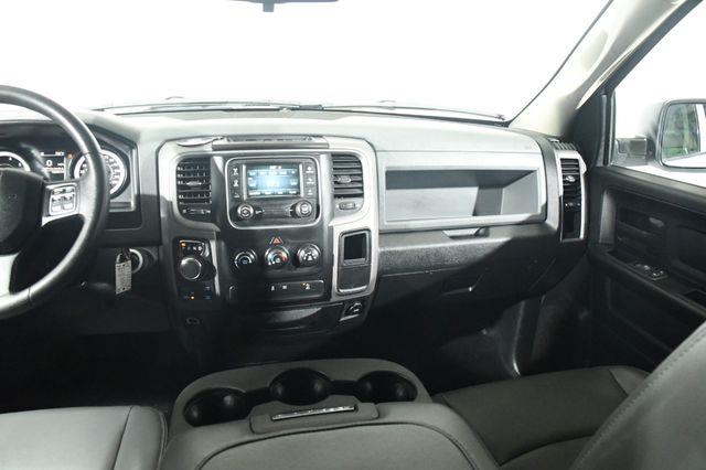 2016 RAM 1500 Tradesman photo