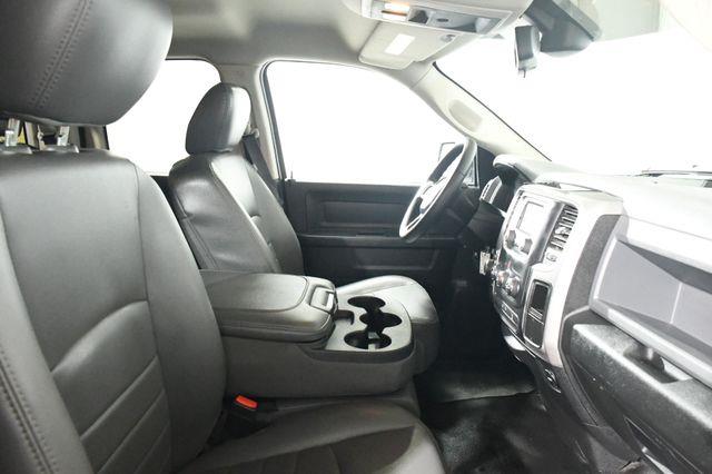 2016 RAM 1500 Tradesman photo