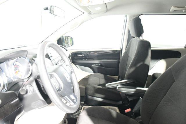 2012 Dodge Grand Caravan SE photo