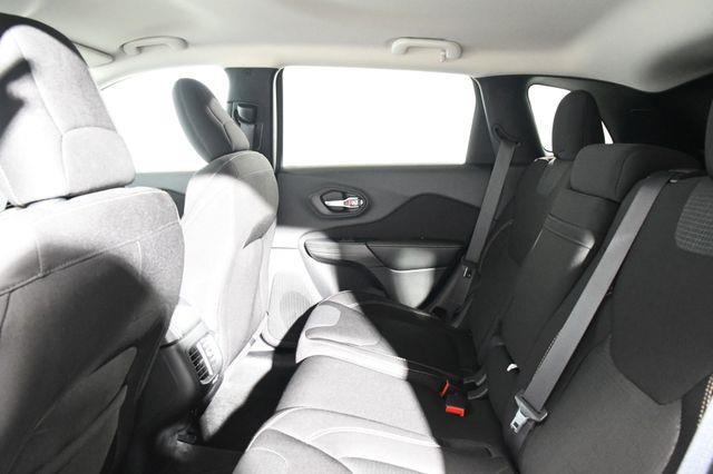 2016 Jeep Cherokee Latitude photo
