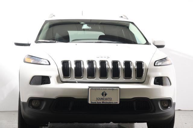 2016 Jeep Cherokee Latitude photo