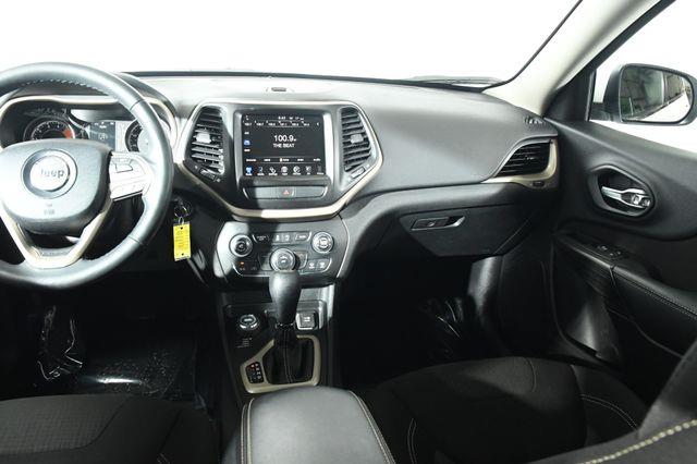 2016 Jeep Cherokee Latitude photo